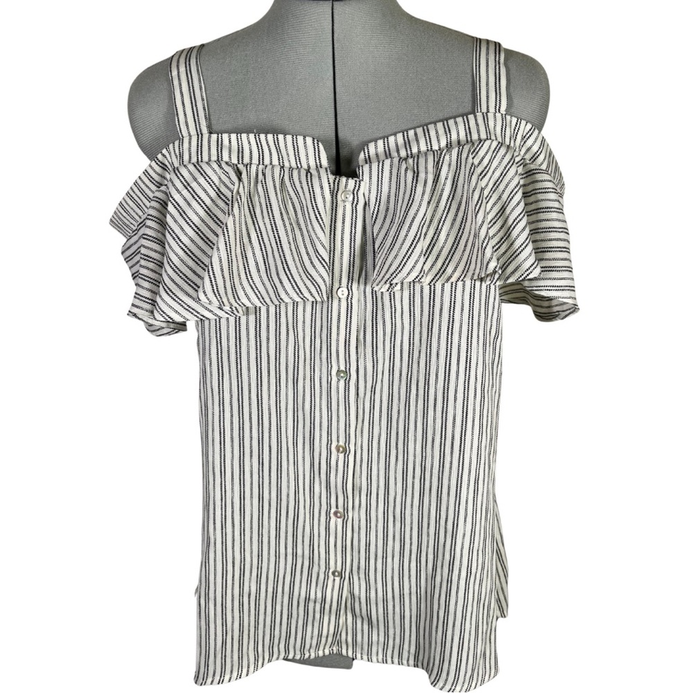 Romeo & Juliet Couture Black and White Ruffled Blouse small